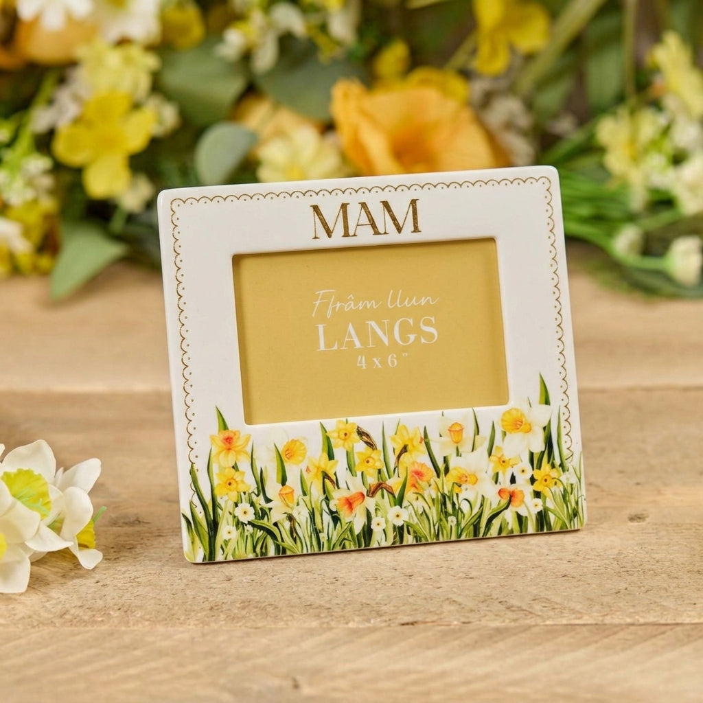 Welsh Daffodil Ceramic 3D Raised Detail With Gold Mam Photo Frame