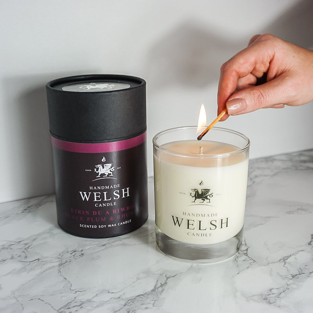 Black Plum & Rhubarb Glass Jar Candle